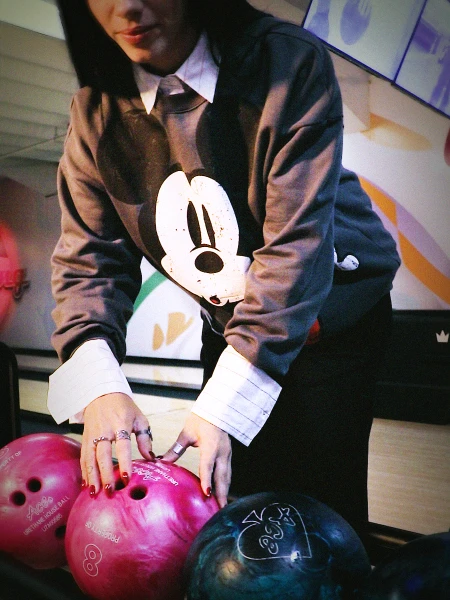 BUZO MICKEY SURPRISE VARIANTE 1