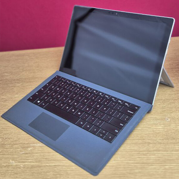 Notebook Microsoft Surface Pro I5 / 8gb Ram / 256gb Ssd / 12.3" MICROSOFT SURFACE PRO RFPL I5/8/256/12.3