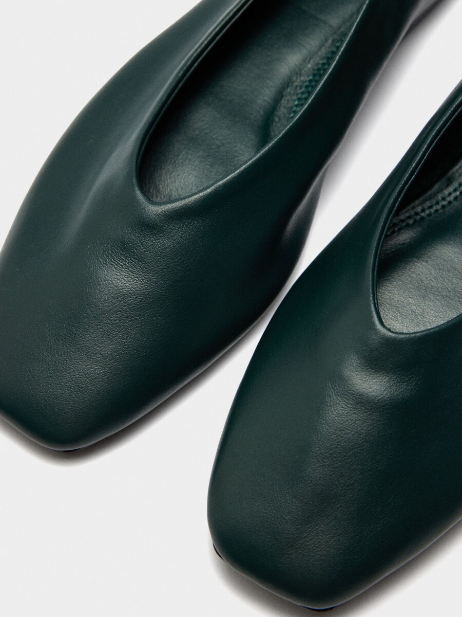 Bailarinas De Piel Lisa verde