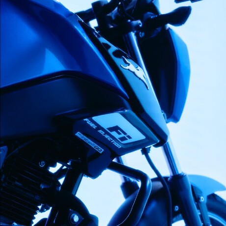 TVS Raider 125 FI Negro