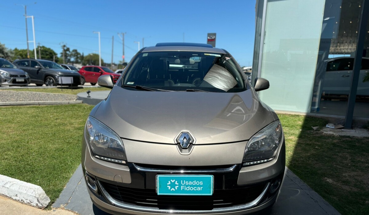 Renault Megane Privilege - 2014 Renault Megane Privilege - 2014