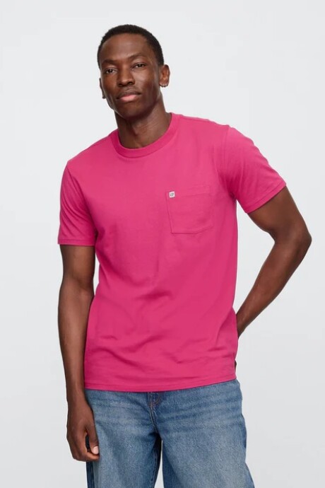 Remera Con Bolsillo Logo Gap Hombre Ritzy Pink