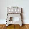 Banqueta Banco Plegable Escalera Plastico Reforzado 27 Cm Beige