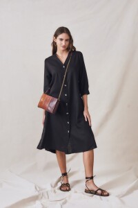 Vestido Camisero Con Lino Negro