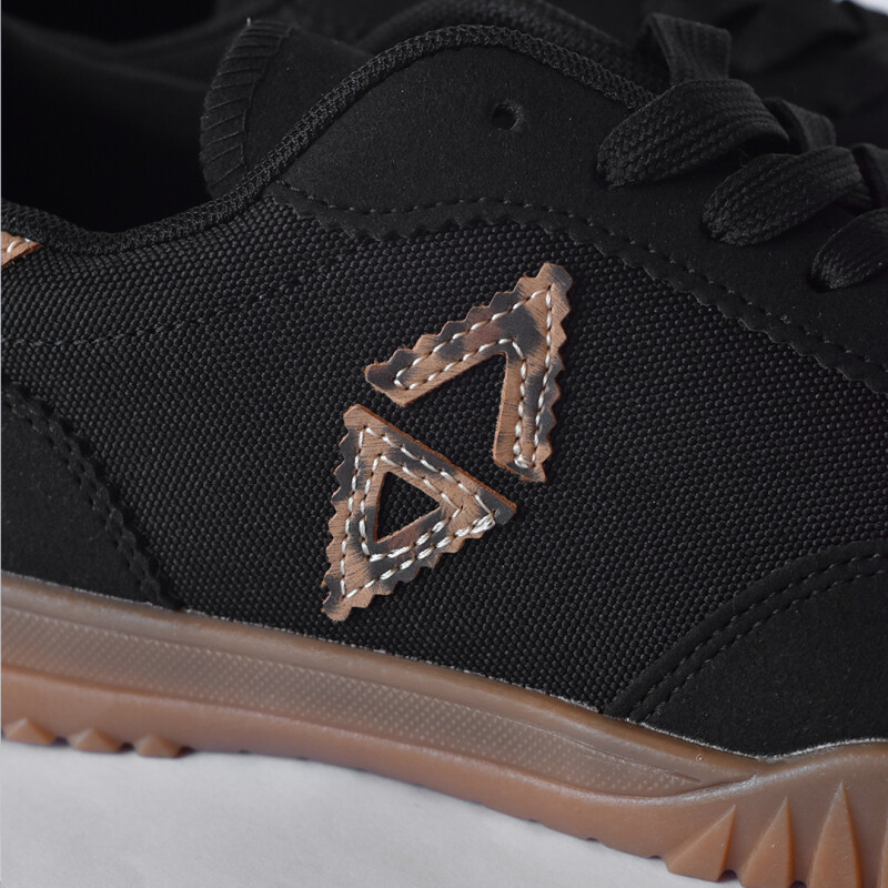 Calzado deportivo Dama Osada BLACK