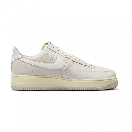 NIKE AIR FORCE 1 07 White