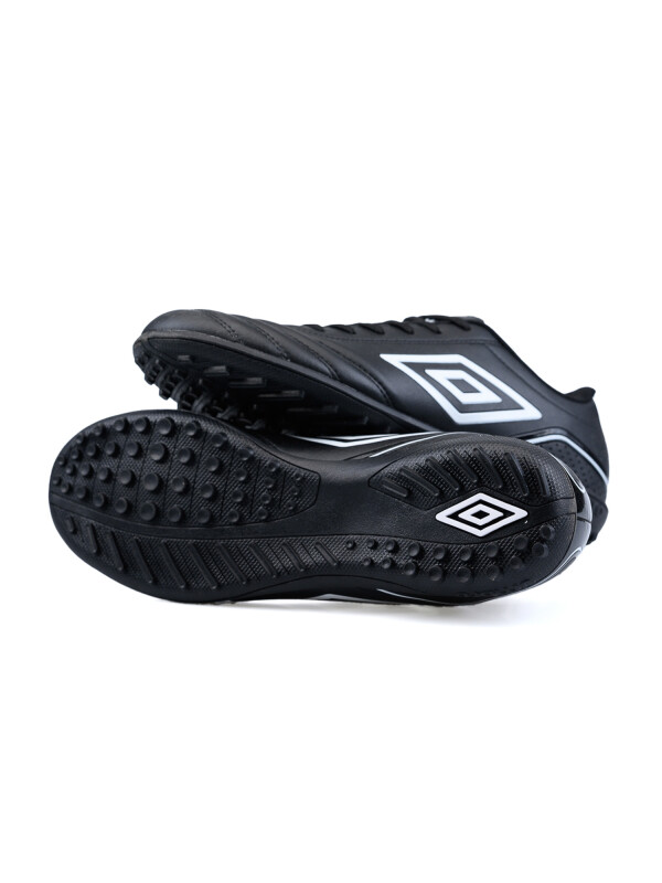 Calzado Classico III TF Umbro Hombre 029