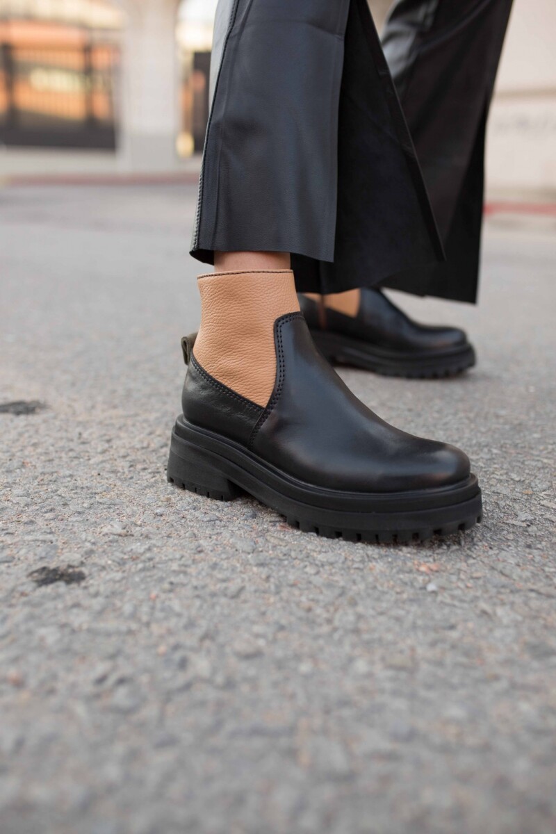BOTA CARRARA - Negro Beige 