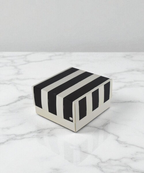 Caja laminada Caja Estilo Barras - 15x16x9 cm