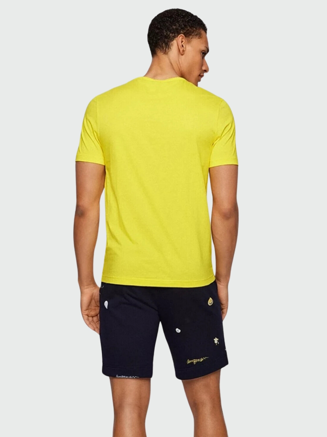 BOSS -Remera básica de algodón, regular fit, TEE CURVED Amarillo