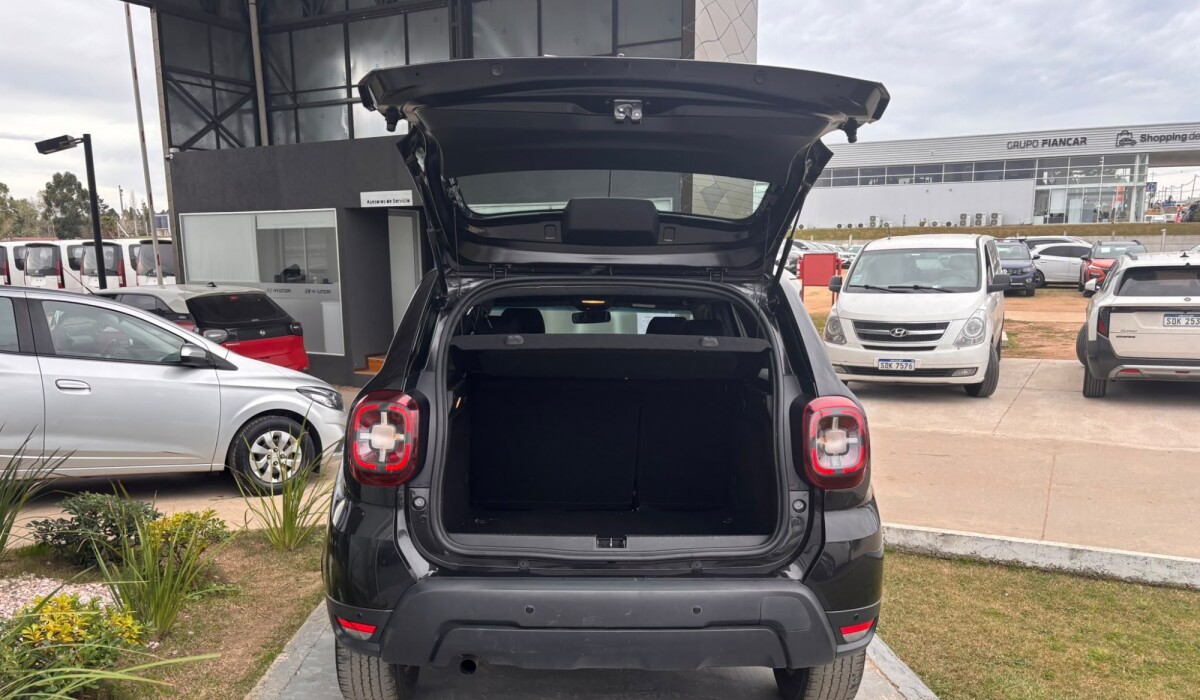 Renault Duster 1.6 ZEN MT - 2022 Renault Duster 1.6 ZEN MT - 2022