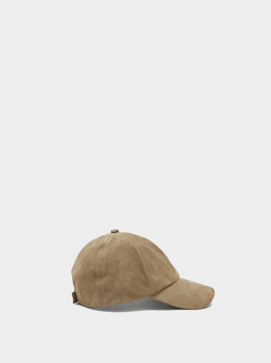Gorra Lisa Textura Suave - camel 