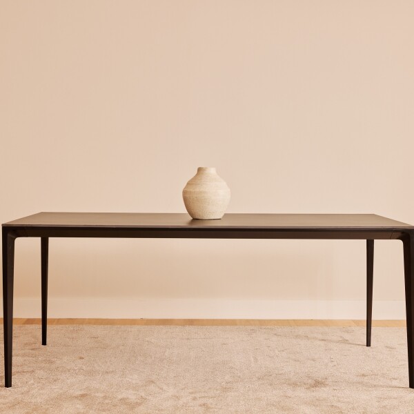 Mesa Principal Atena Negra