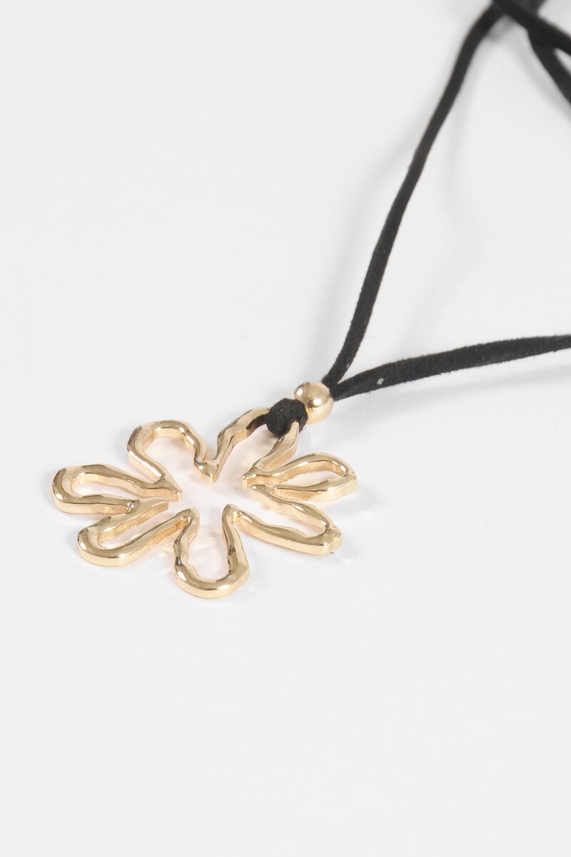 Collar cordón dije flor contorno dorado