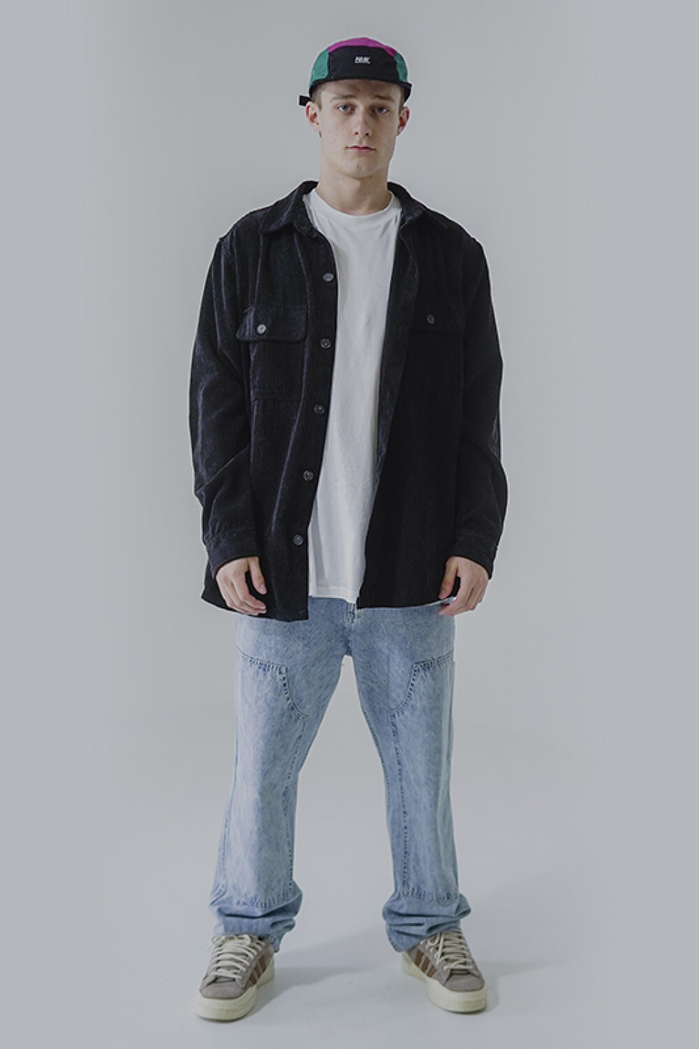 Camisa Pulau Saki Negro