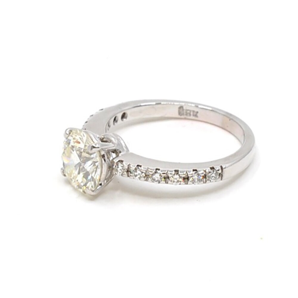 Anillo Oro 18K Y Brillantes 2 Ct Aprox. Anillo Oro 18K Y Brillantes 2 Ct Aprox.