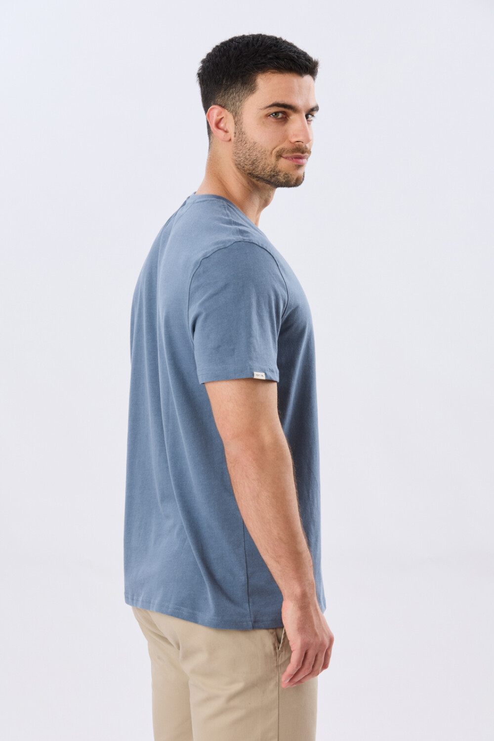 REMERA ESTAMPADA DE ALGODÓN Piedra