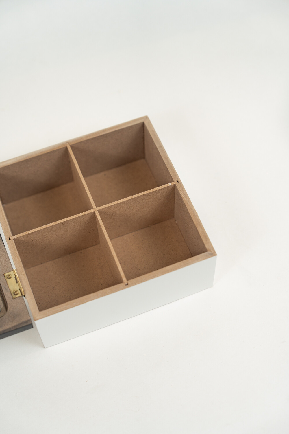 Caja Para Té Lyra, 4 Separaciones. Negro