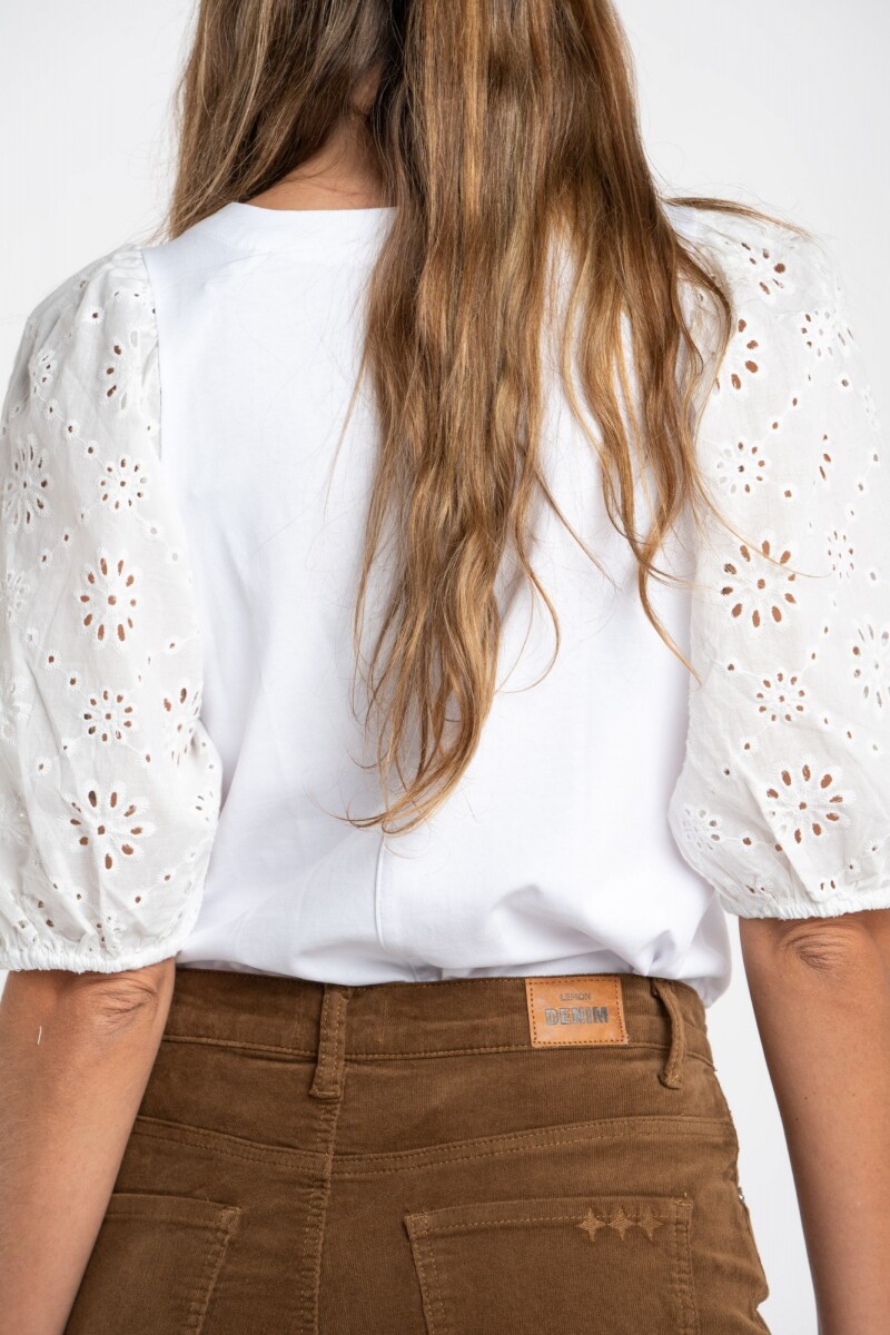 Remera Manga Globo Broderie Blanco