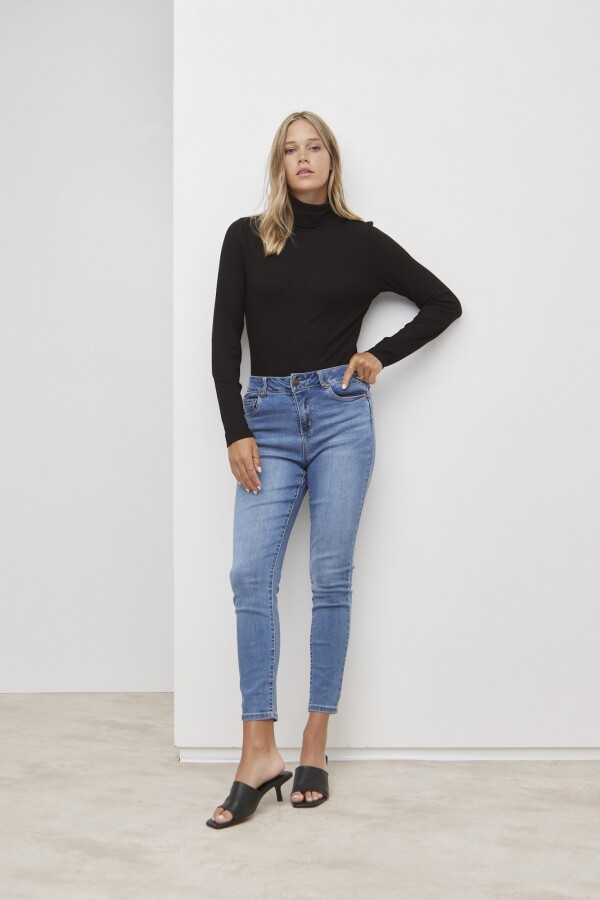 Jean Bombshell JEAN