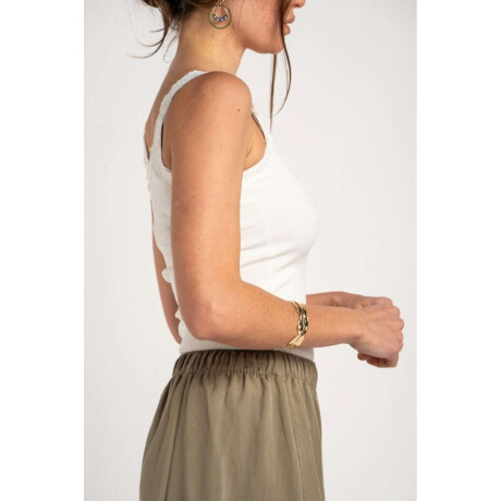 Musculosa Con Encaje Off White