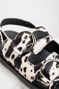 Sandalia Pelo Vaca Negro