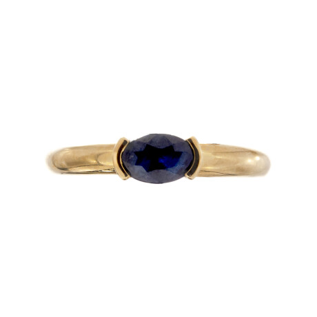 Anillo de oro 9 ktes y Zafiro azul. Anillo de oro 9 ktes y Zafiro azul.