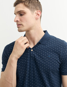 520680 REMERA HARRINGTON LABEL Azul Oscuro