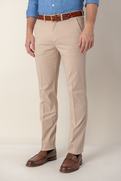 Pantalón de algodón Classic Fit Beige