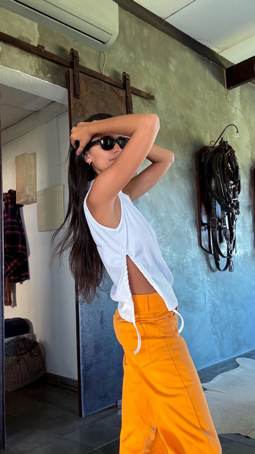 Hole shirt