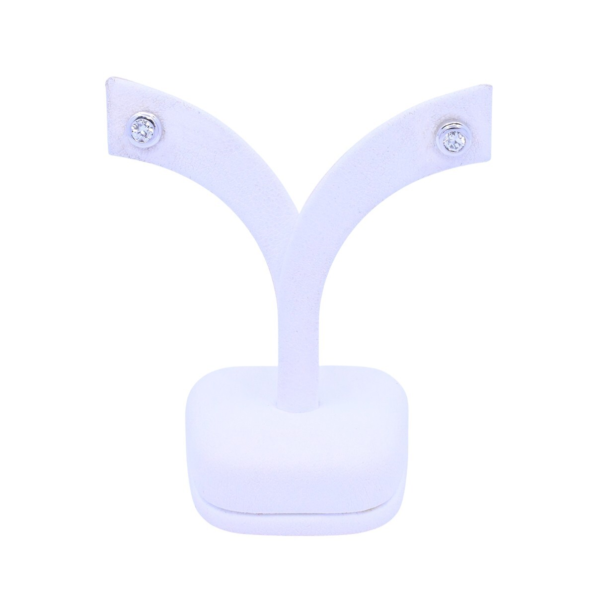 Caravanas oro 18k blanco con brillantes. 