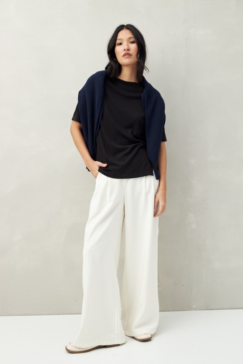REMERA ASIA Negro