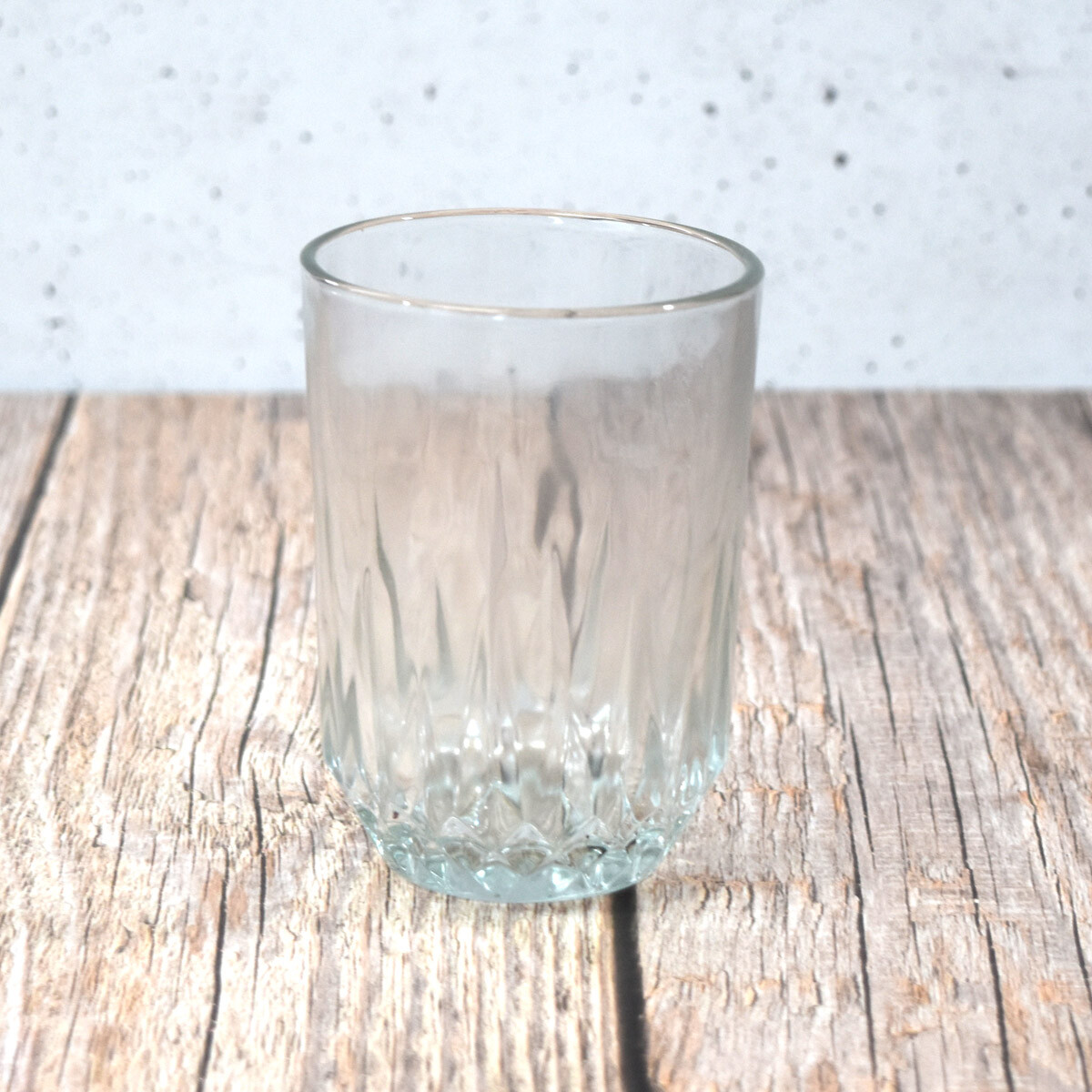 Vaso de vidrio base labrada 