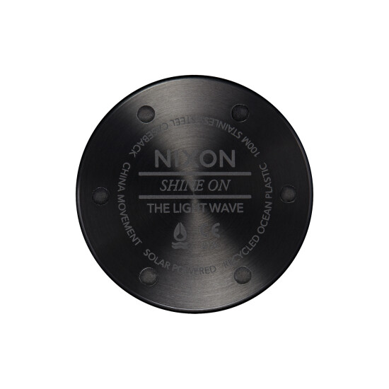 Reloj Nixon Fashion Plastico Reciclado Negro 0