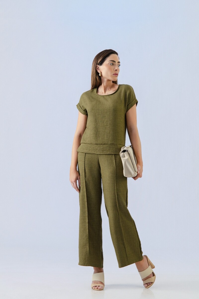 Blusa Manga Japonesa. VERDE MUSGO