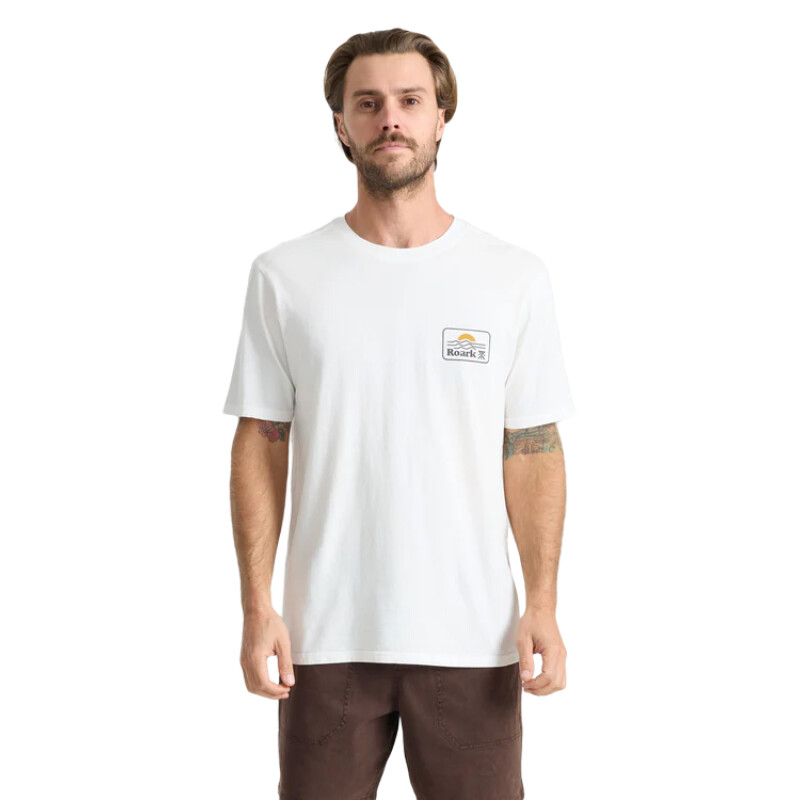 Remera Roark Earth & Sea - Blanco Remera Roark Earth & Sea - Blanco