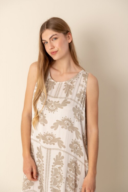 Vestido largo Beige