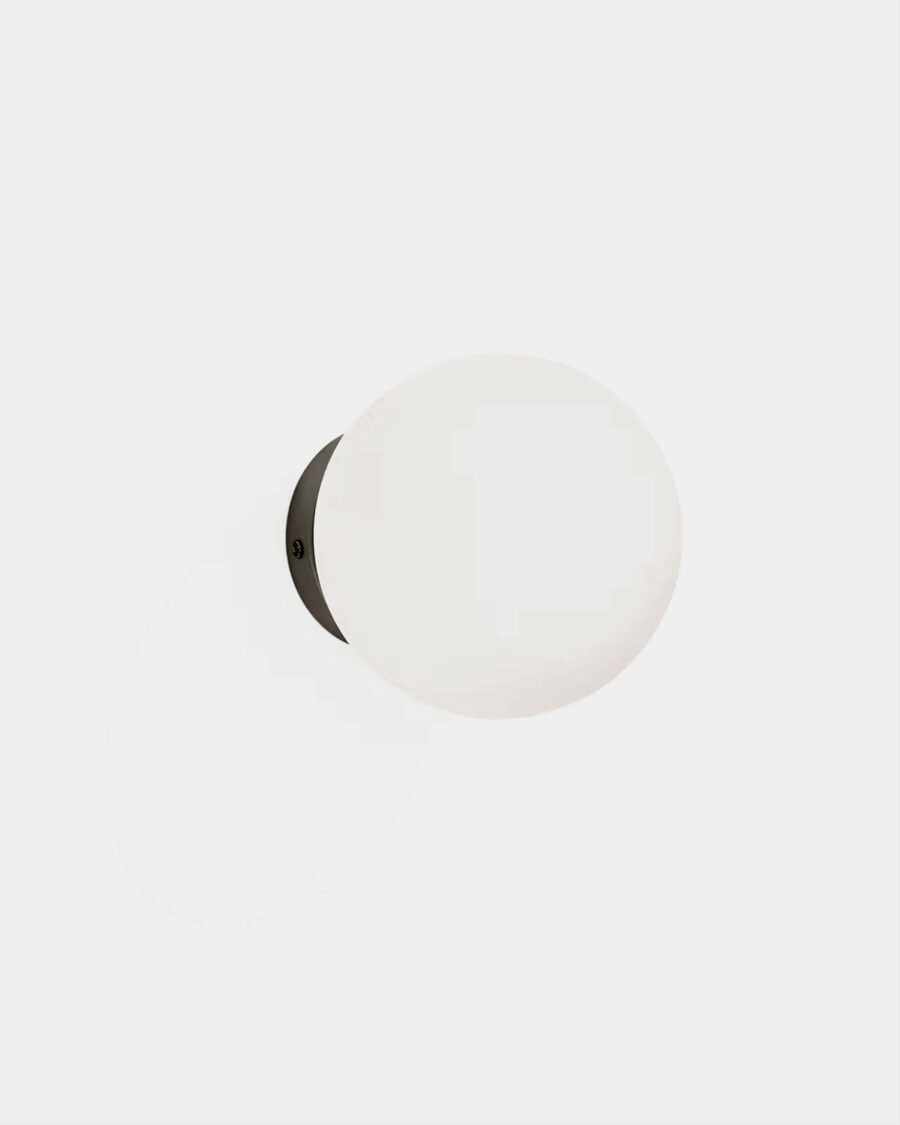 Aplique de pared Brisia de metal con acabado negro y 1 bola de cristal glaseado Ø15 cm Aplique de pared Brisia de metal con acabado negro y 1 bola de cristal glaseado Ø15 cm