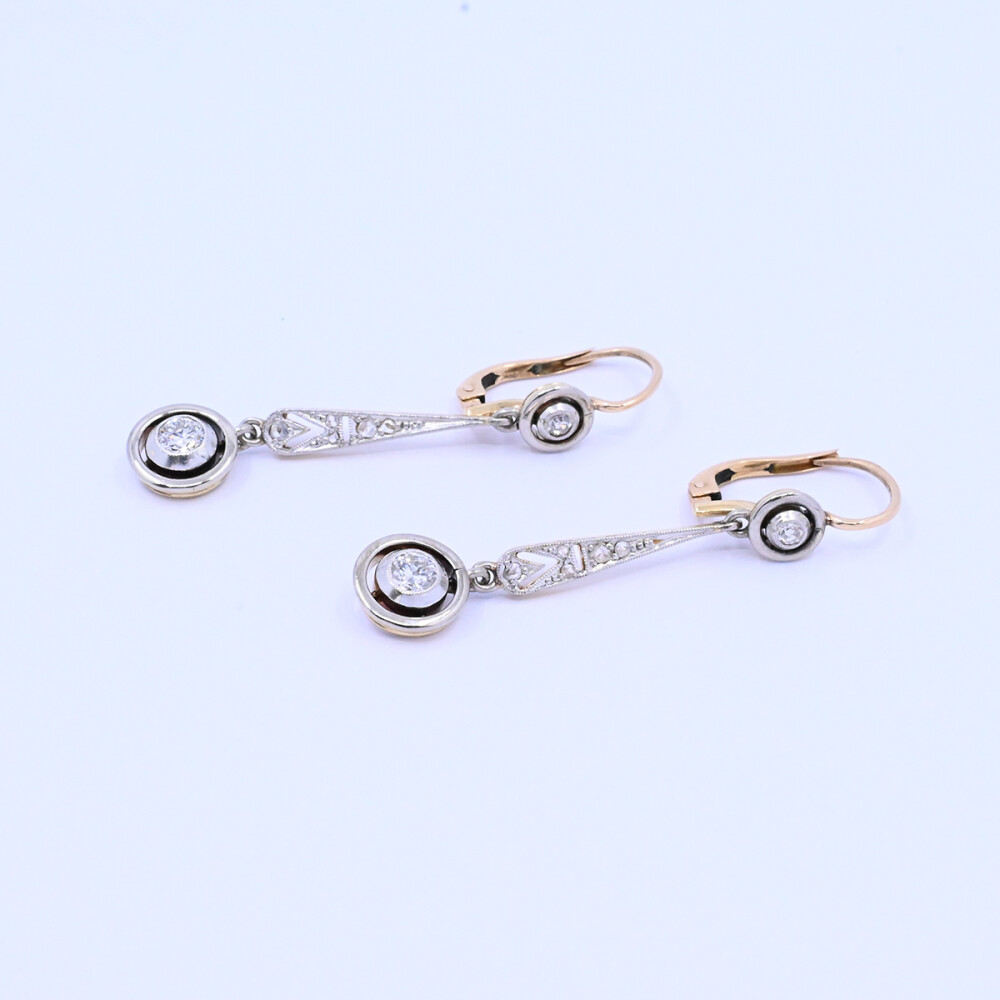 Caravanas oro 18k antiguas con brillantes y diamantes. Caravanas oro 18k antiguas con brillantes y diamantes.