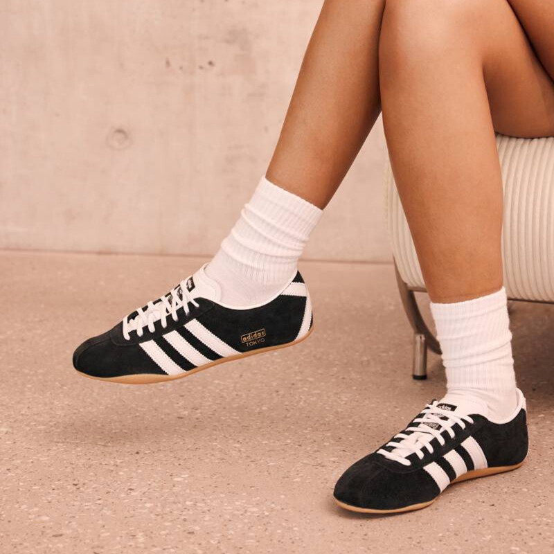 Championes Adidas Tokyo Mujer - Negro Championes Adidas Tokyo Mujer - Negro