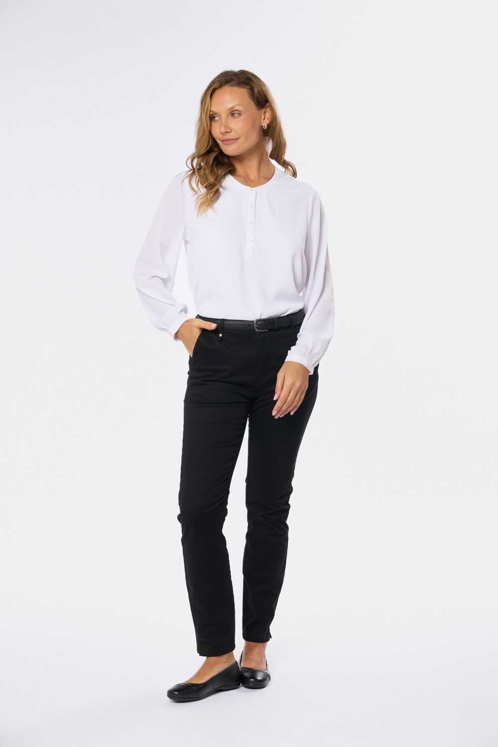 PANTALÓN SKINNY DE GABARDINA Negro