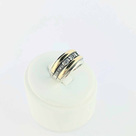 Anillo de plata 925 y double en oro 18 ktes con circonia. Anillo de plata 925 y double en oro 18 ktes con circonia.