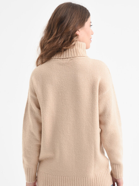 Sweater de punto cuello alto Beige