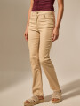 Pantalon Ferfi Beige Claro