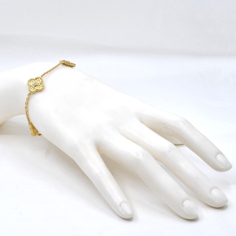 Pulsera oro 18k y brillantes modelo Alhambra largo 19 cm Pulsera oro 18k y brillantes modelo Alhambra largo 19 cm