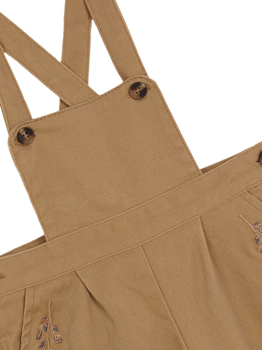 Peto Con Bordado Camel