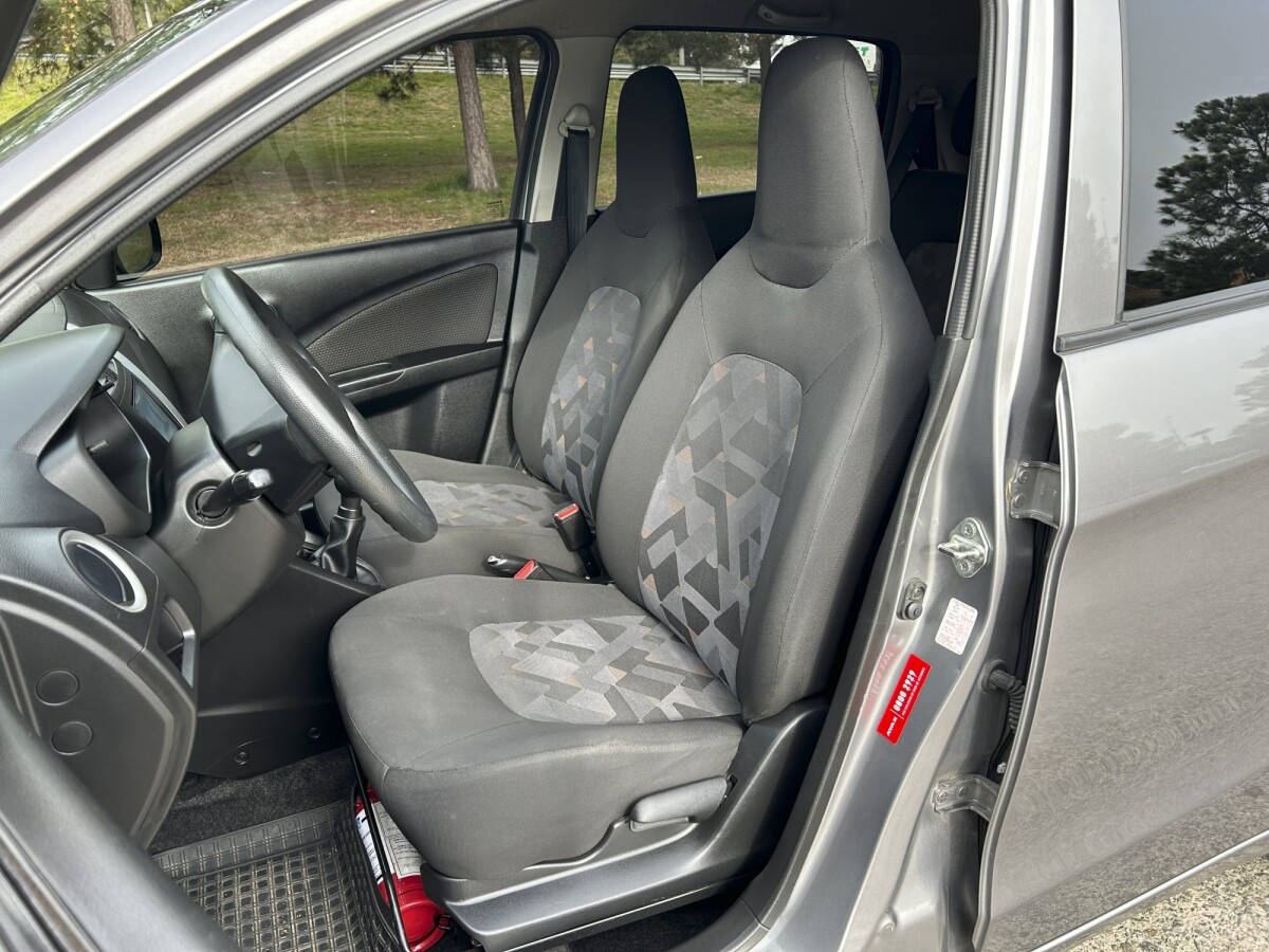 Suzuki Celerio GL EXCELENTE ESTADO! | Permuta / Financia Suzuki Celerio GL EXCELENTE ESTADO! | Permuta / Financia