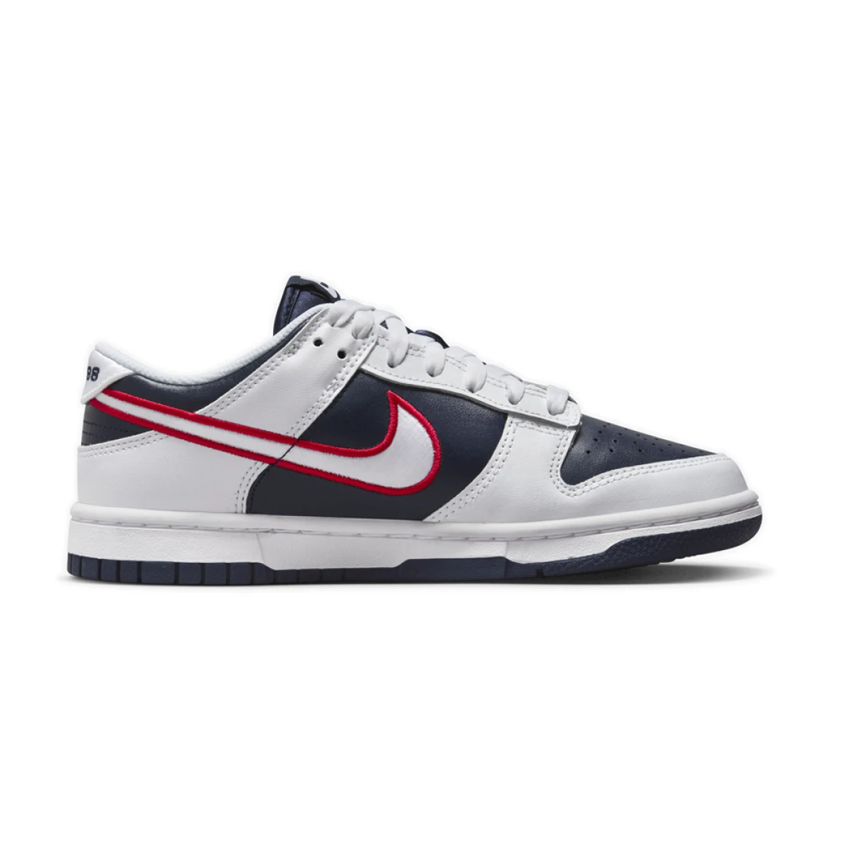NIKE DUNK LOW PRM - White/White/White 