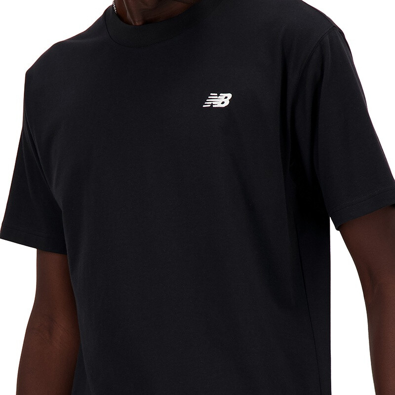 Remera New Balance Small Logo de Hombre - MT41509BK Gris