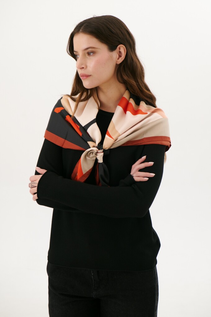 SWEATER CRISTAL NEGRO